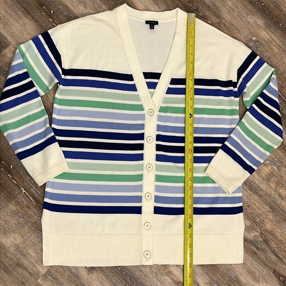 Talbots Womens Sweater Cardigan Size M Cream & Blue Stripes Academia Preppy Boxy - Picture 9 of 14